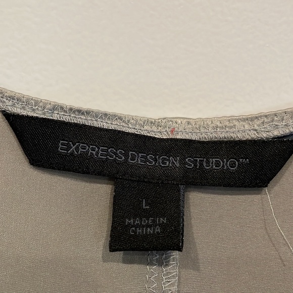 Ladies tank top. - Picture 4 of 4